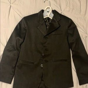 Boys 2 piece suit.